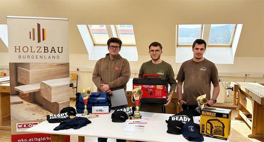 Der Zweitplatzierte Alexander Rieder, Sieger Nico Gigl und der Drittplatzierte Andreas Mayer (v. l.).