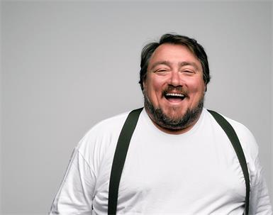  Der bekannte Schauspieler Christoph Krutzler wird am 9. Juli als Ehrengast das Rotweinfestival in Deutschkreutz eröffnen. 