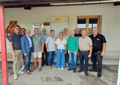  Landtagsabgeordneter  Patrik Fazekas, Bürgermeister Landtagsabgeordneter Jürgen Karall, Ortsparteiobmann Christian Draxler, Seniorenbund-Landesobmann Rudolf Strommer, Seniorenbund-Bezirksobmann Albert Maschler sowie die Seniorenbund-Ortsobleute Werner Gradwohl, Erich Schunerits, Josef Geissler, Helene Bertha, Gustav Magedler, Stefan Werkovits und Herbert Ohr beim Sommerfest.