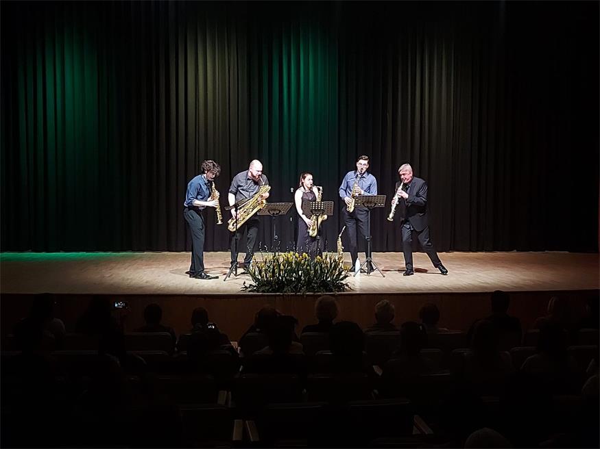 Blech trifft Holz, Hollywood trifft Walzer beim Brass Fest in Raiding