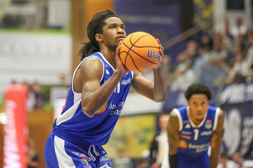 Gunners drehen Halbzeit-Rückstand und gewinnen am Traunsee 05.10.2025 win2day Basketball Superliga 2025/26, Grundurchgang 6. Runde Swans Gmunden vsOberwart Gunners,<?ZE?><?ZE?>Copyright Basketball Austria / J. Kienesberger<?ZE?><?ZE?>