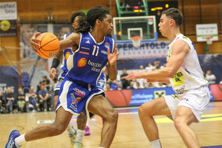 Gunners drehen Halbzeit-Rückstand und gewinnen am Traunsee 05.10.2025 win2day Basketball Superliga 2025/26, Grundurchgang 6. Runde Swans Gmunden vsOberwart Gunners,<?ZE?><?ZE?>Copyright Basketball Austria / J. Kienesberger<?ZE?><?ZE?>