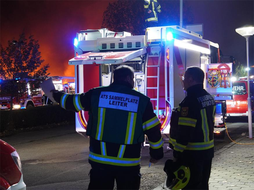 222 Bootsgaragen verbrannten in Ruster Bucht 