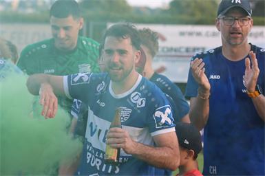 3:1-Heimsieg. Der frischgebackene Meister Eberau (im Bild Martin Bock) jubelte noch einmal über einen vollen Erfolg.