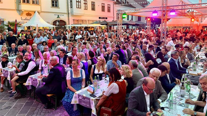 36.853 Besucher zählte die Landeshauptstadt heuer bei den Wein- und Genusstagen.