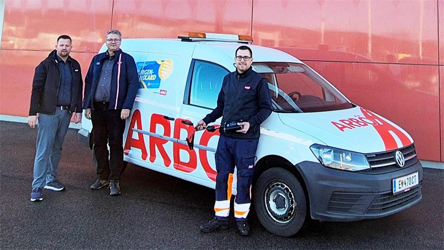 ARBÖ-Landesdirektor Martin Heissenberger, Gerhard Graner (technischer Leiter des ARBÖ Burgenland) und Techniker Markus Rath (Einsatzleiter im Landesprüfzentrum in Eisenstadt).
