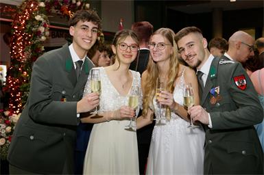 Aaron Laky, Nora Pesenhofer, Laura Mayer und Jan Janisch. 