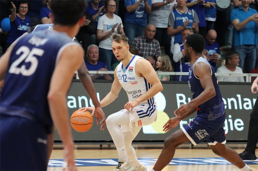 Absolvent aus dem Jahr 2019: Jonathan Knessl besuchte das bssm Oberschützen und ist sportlich bei den Oberwart Gunners groß (geworden). 