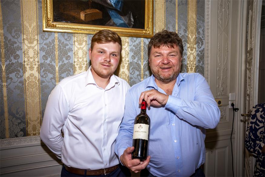 Albert Gesellmann und Sohn Konstantin standen dem Fachpublium mit Rat und Tat zur Seite.