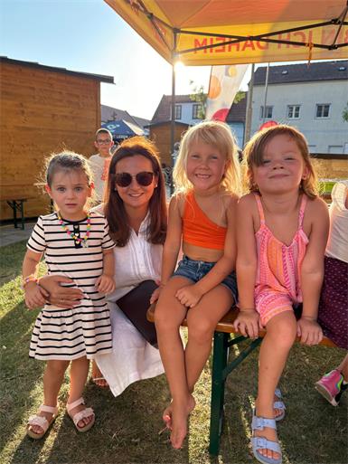 Alina Schmidt, Tekmile Kilic Schmidt, Emma Van der Woerdt und Clara Paulina Czak