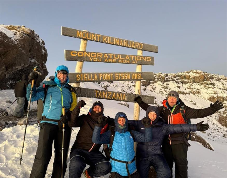 Am Stella Point. Die Gruppe war insgesamt 22 Tage, bei der Wanderung 7 Tage unterwegs. 