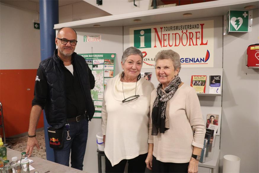 Theater in Neudörfl: Premiere strapazierte gehörig die Lachmuskeln