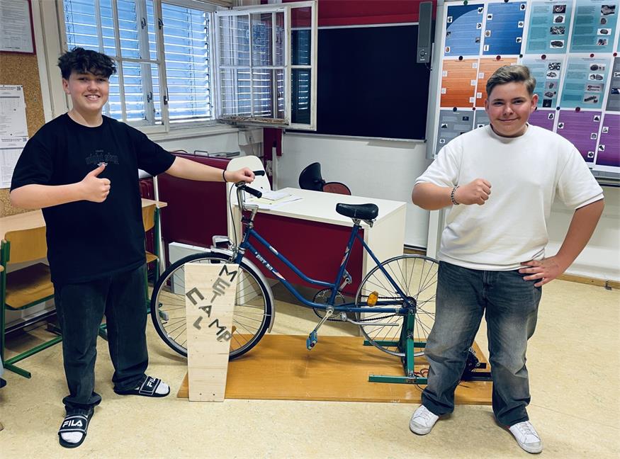 Auch Tobias und Matthias bewiesen Kreativität und Kompetenz.