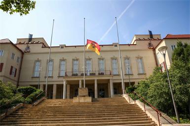 Aus dem Landhaus kamen seitens des Landes Burgenland kritische Anmerkungen zum Prüfbericht des Landesrechnungshofes.