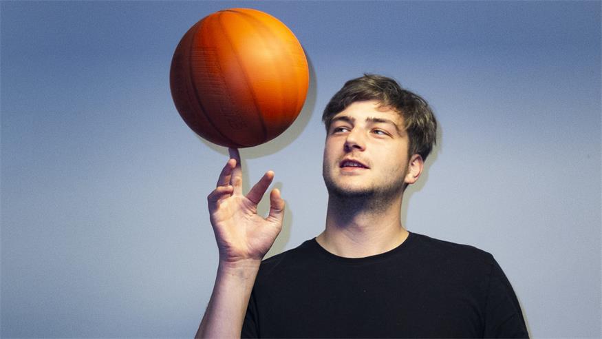 BVZ-Basketball-Nerd Peter Wagentristl wirft für die Eisenstädter Dragonz die journalistische Objektivität über Bord und schreibt aus der Fanperspektive. Let's go Dragonz, let's go!