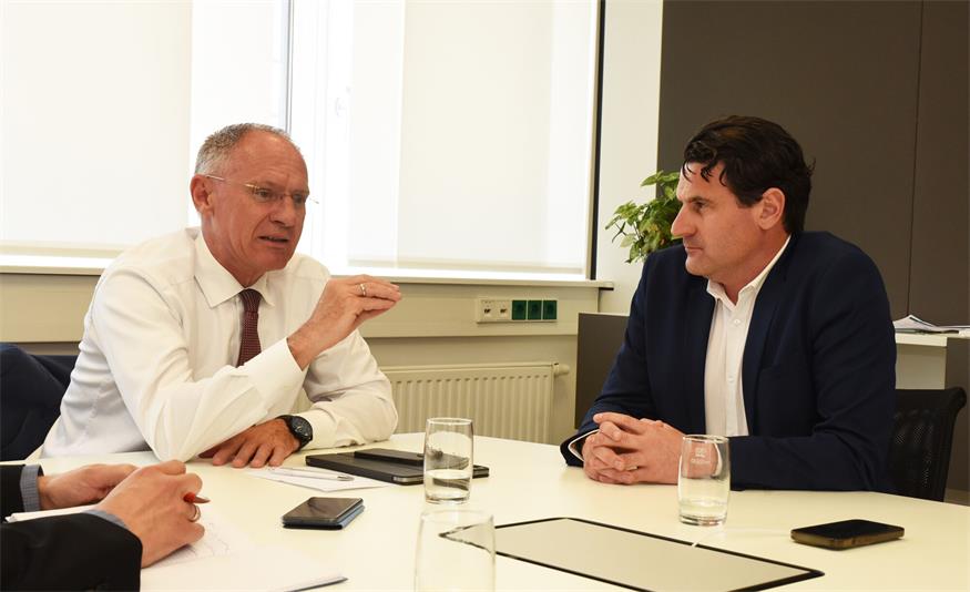 BVZ-Interview in Eisenstadt. Innenminister Gerhard Karner, ÖVP-Landesparteiobmann und Nationalratsabgeordneter Christoph Zarits (v.l.).