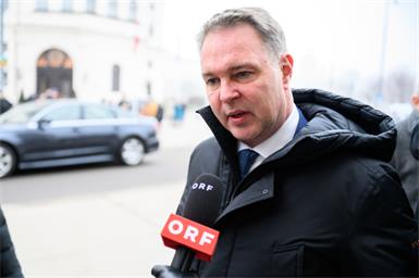 Babler sieht sich fest im Sattel