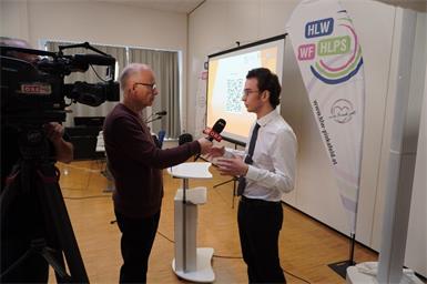 Begleitet wurde die Aktion auch von einem Team des ORF.