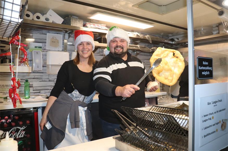 Mattersburger Weihnachtsmarkt wurde am Freitag eröffnet