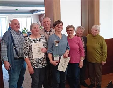 Bei der Siegerehrung konnte Obmann Albert Maschler Resi Maschler, Agnes Schnabl, Franz und Gerlinde Paur sowie Maria Hauser und Steffi Kohwalter zu den Topplatzierungen gratulieren.