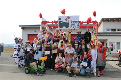 Beim Faschingsumzug in Frankenau begeisterte jeder Wagen.