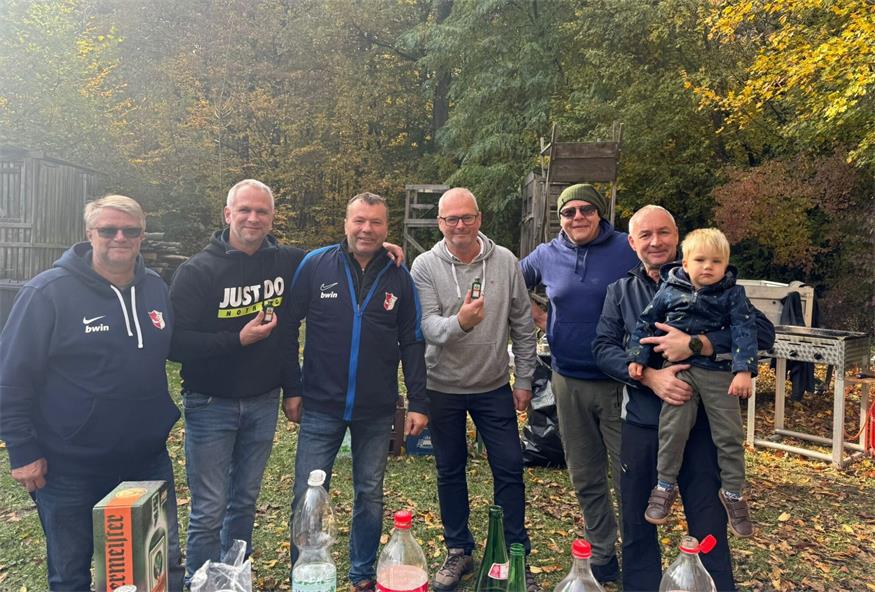Beim traditionellen Familienwandertag des ASKÖ Raiding: Gerhard Höttinger, Stefan Minasch, Franz Erhardt, Szedenik Rene, Michael Landauer, Christoph Bauer und Luka Grabner. 