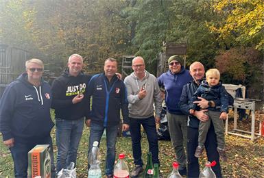 Beim traditionellen Familienwandertag des ASKÖ Raiding: Gerhard Höttinger, Stefan Minasch, Franz Erhardt, Szedenik Rene, Michael Landauer, Christoph Bauer und Luka Grabner. 