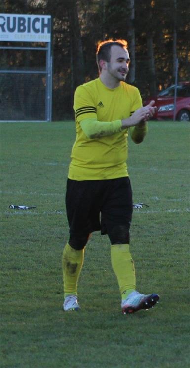 Bence Uj war auf Seiten der Unterfrauenhaider „Man of the Match“.