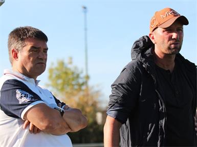 Bernhard Rainprecht, heute Sportchef, war vor 27 Jahren Trainer. Patrick Kasuba (r.) betreut die Mönchhofer heute.
