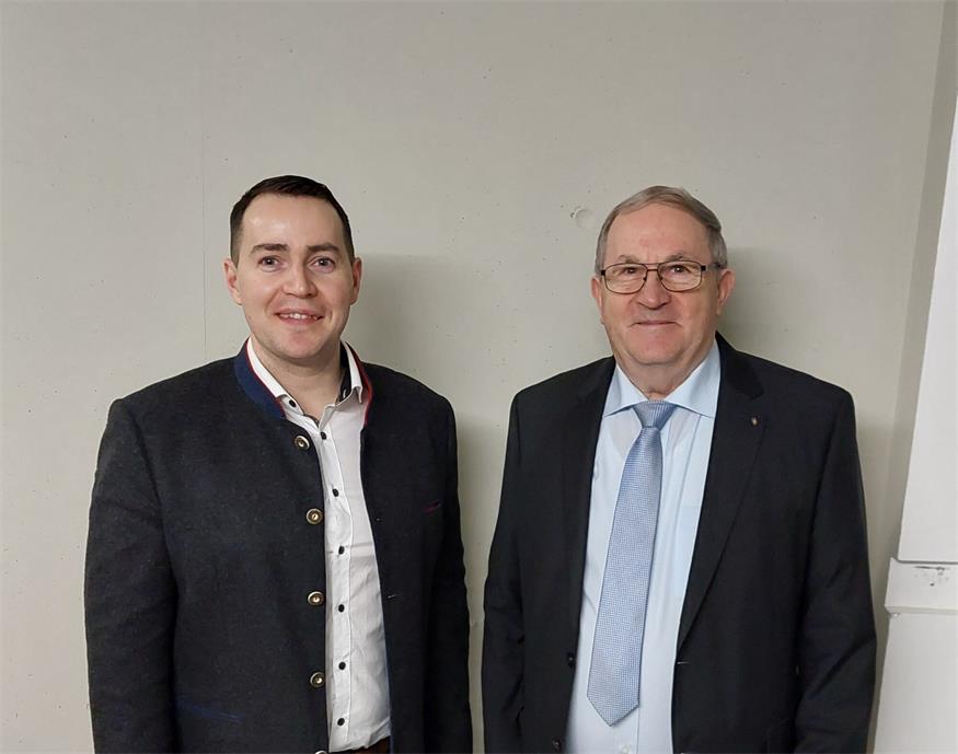 Bernhard Skaumal (li.) folgt Matthias Hahnekamp im Gemeinderat nach.