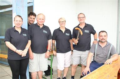 Bettina Holler, Christopher Eresheim, Karl Hauser, Vizebürgermeister Matthias Brunner, Claudia Brunner und Gemeindeparteiobmann Josef Böhm bewirteten die Gäste.