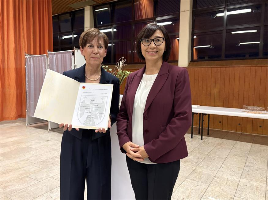 Bezirkshauptfrau Birgit Kiss-Wagner hat Rosemarie Harter (SPÖ) zur Bürgermeisterin von Müllendorf angelobt.