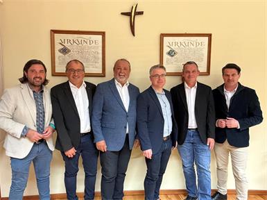 Bezirksparteiobmann Landtagsabgeordneter Hans Unger, Bürgermeister a.D. Walter Pfeiffer, Bezirkshauptmann Peter Bubik, Bürgermeister Thomas Kureck, Vizebürgermeister Roland Kainz und Landesparteiobmann Nationalrat Christoph Zarits. 