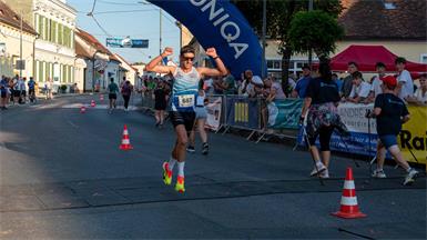 Charity NightRun, oder: Lauffest trifft Straßenfest
