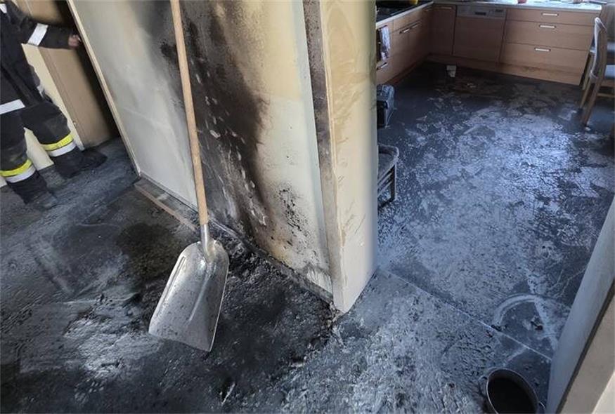 Kühlschrank löste Zimmerbrand in Neuberg aus 