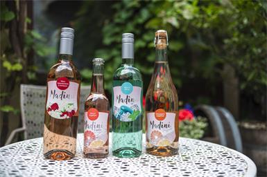 Mit Sommer-Drinks gegen sinkenden Weinkonsum