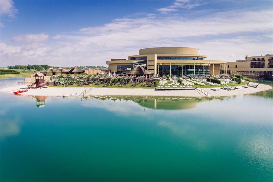 Günstig ins Kino oder gratis in die Therme: Aktionen zum Schulschluss 