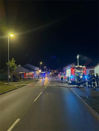 Garagenbrand in Jois forderte drei Feuerwehren