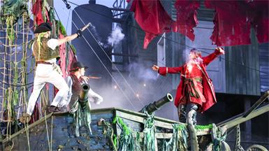 „Fliegender Holländer“ ankert in St. Margarethen