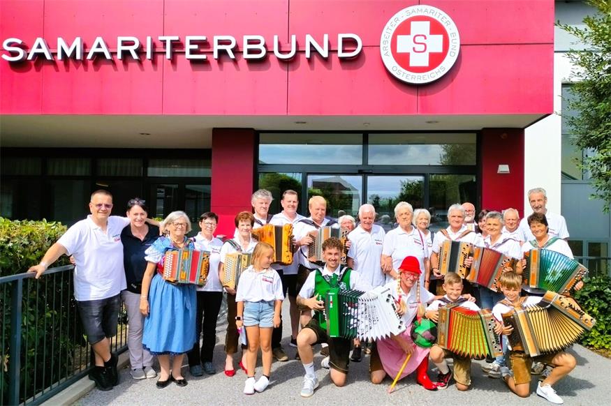 Fetziges Harmonikakonzert in Großpetersdorf Fetziges Harmonikakonzert in Großpetersdorf