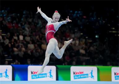 Charlize Mörz holt sich in Szombathely den zweiten Weltcup-Sieg
