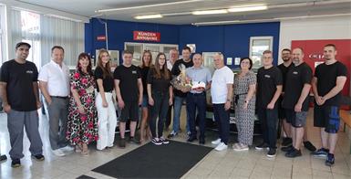 Goldene Medaille für 40 Jahre Treue bei Auto Kneisz in Oberpullendorf