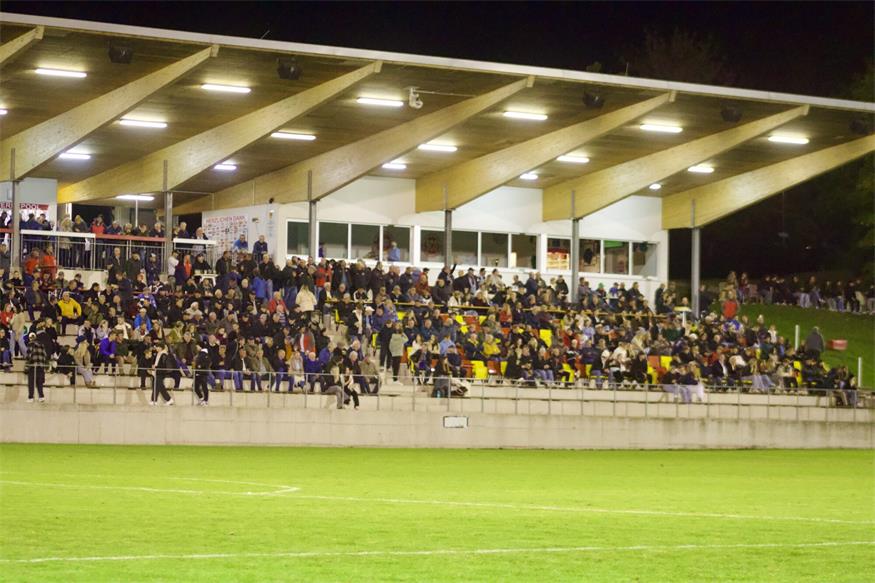 Im Oberpullendorfer Fenyös-Stadion geht bald das LED-Licht an 