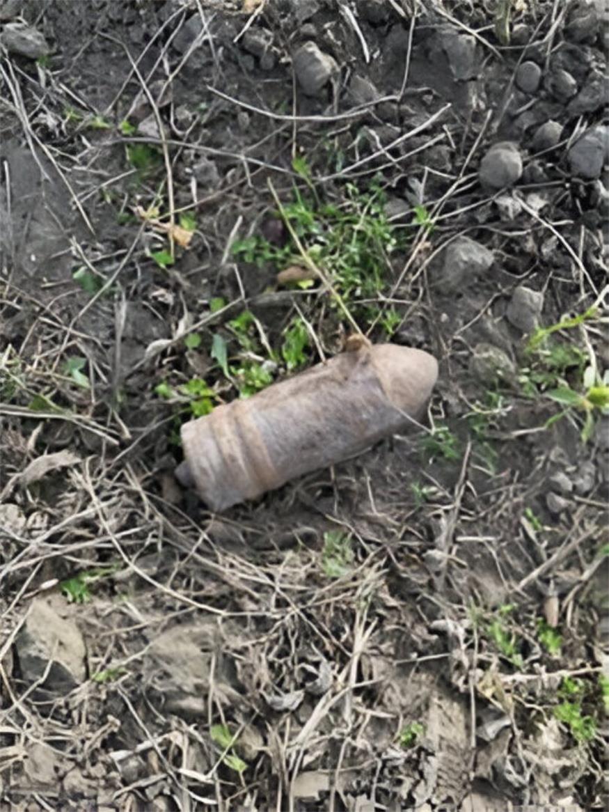 Zwei Panzergranaten auf Feld in Gattendorf gefunden 