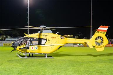 Abbruch: Spieler am Boden, Hubschrauber musste kommen