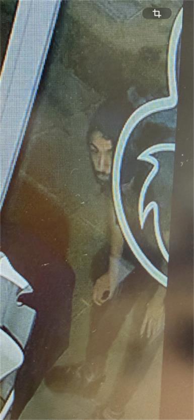 Wieder ein Einbruch: Shop-Betreiber sucht Täter