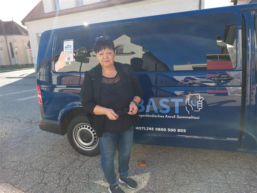 Unterwegs im Sammeltaxi: „Mit dem BAST passt alles!“ 