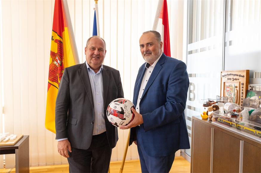 Der BFV-Präsident zum WM-Ticket: „Die Dynamik hat sich übertragen“ Der BFV-Präsident zum WM-Ticket: „Die Dynamik hat sich übertragen“