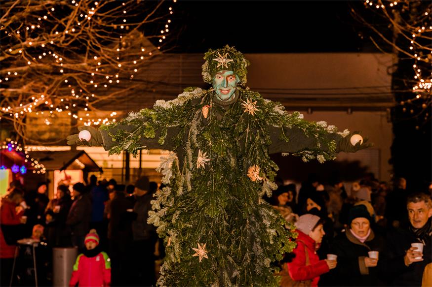 Was ist los im Advent im Neusiedler Bezirk? Was ist los im Advent im Neusiedler Bezirk?