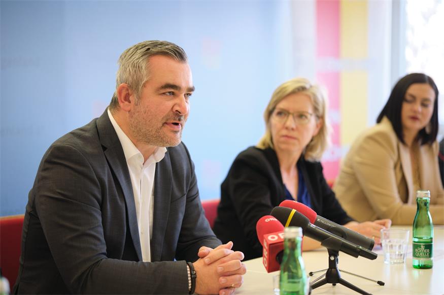 Brandschutzübung im Schilfgürtel: 200 Hektar werden gezielt abgebrannt 